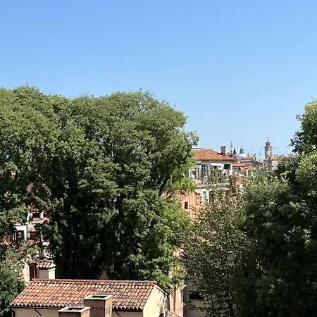 Grand Canal Panorama شقة